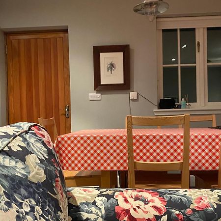 Harris Cuckoo Cottage Luskentyre エクステリア 写真